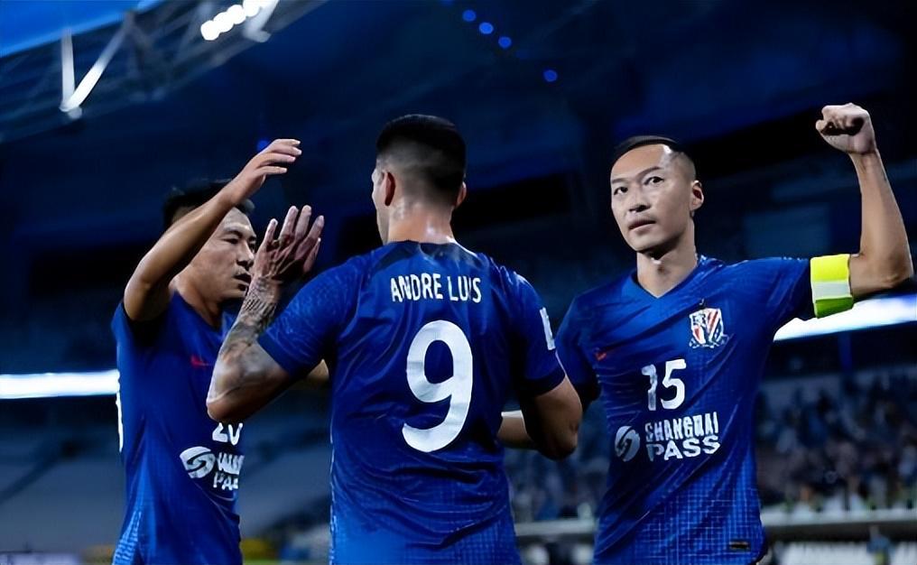 开云体育-申花新中锋终于在比赛中进球，未来有望直接锁定主力，值得期待